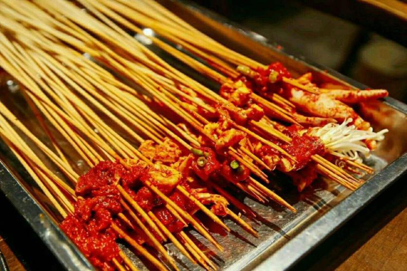 宽窄巷子串串香